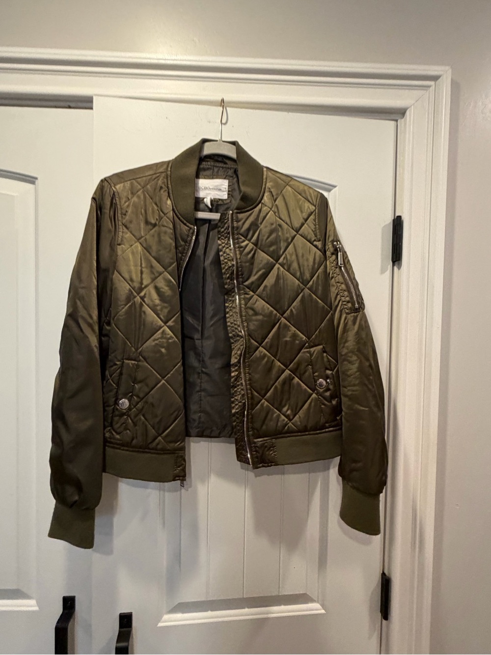 BCBG Crop Quilted Bomber Jacket in Army Green - Womens